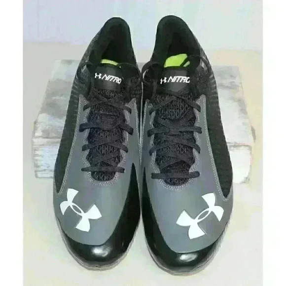 New Under Armor Nitro Clutch Fit 4DFoam Football Cleats 1252426-001 Mens size 13 - Picture 1 of 13